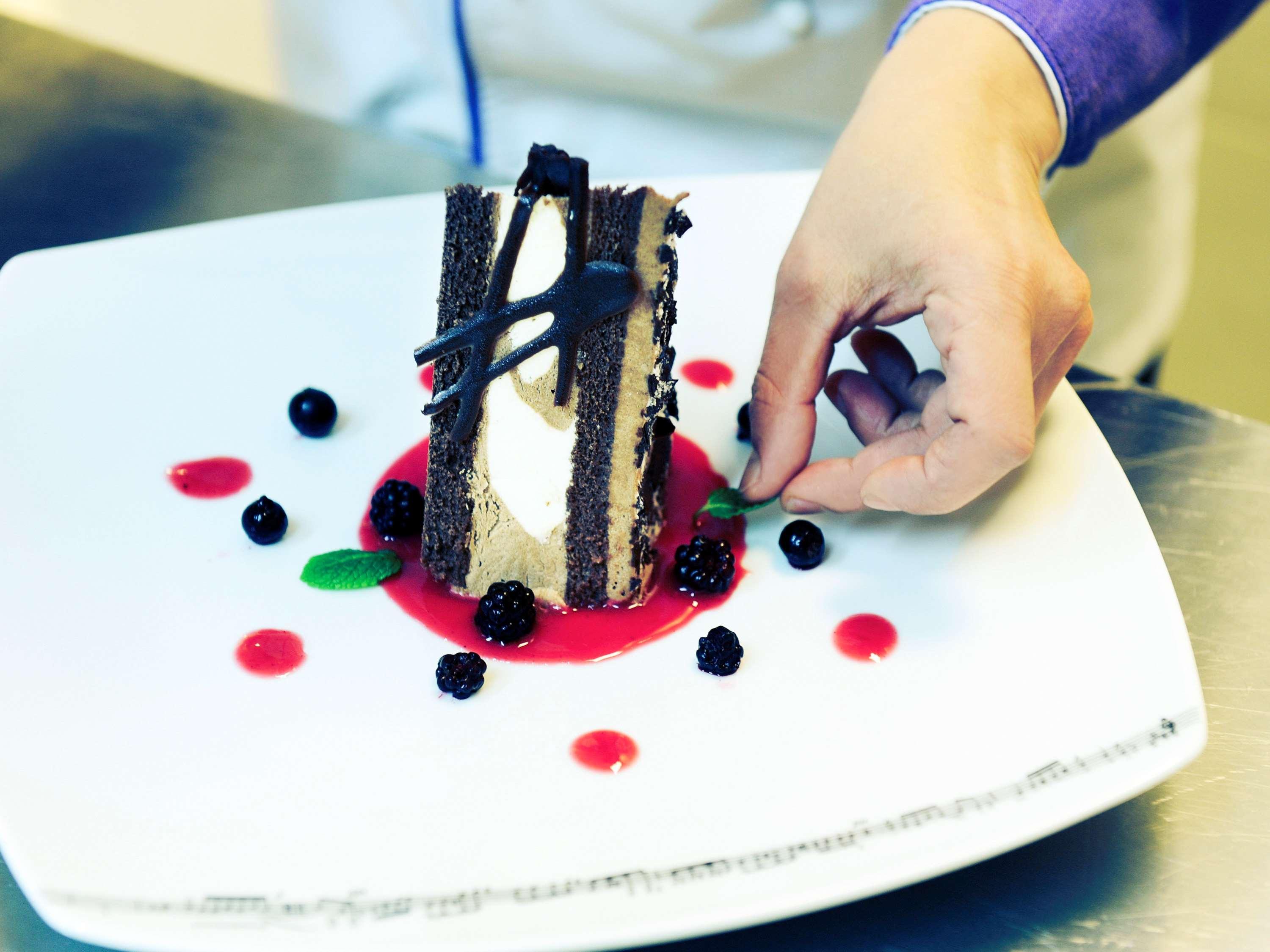 Mercure Center Hotel 4*