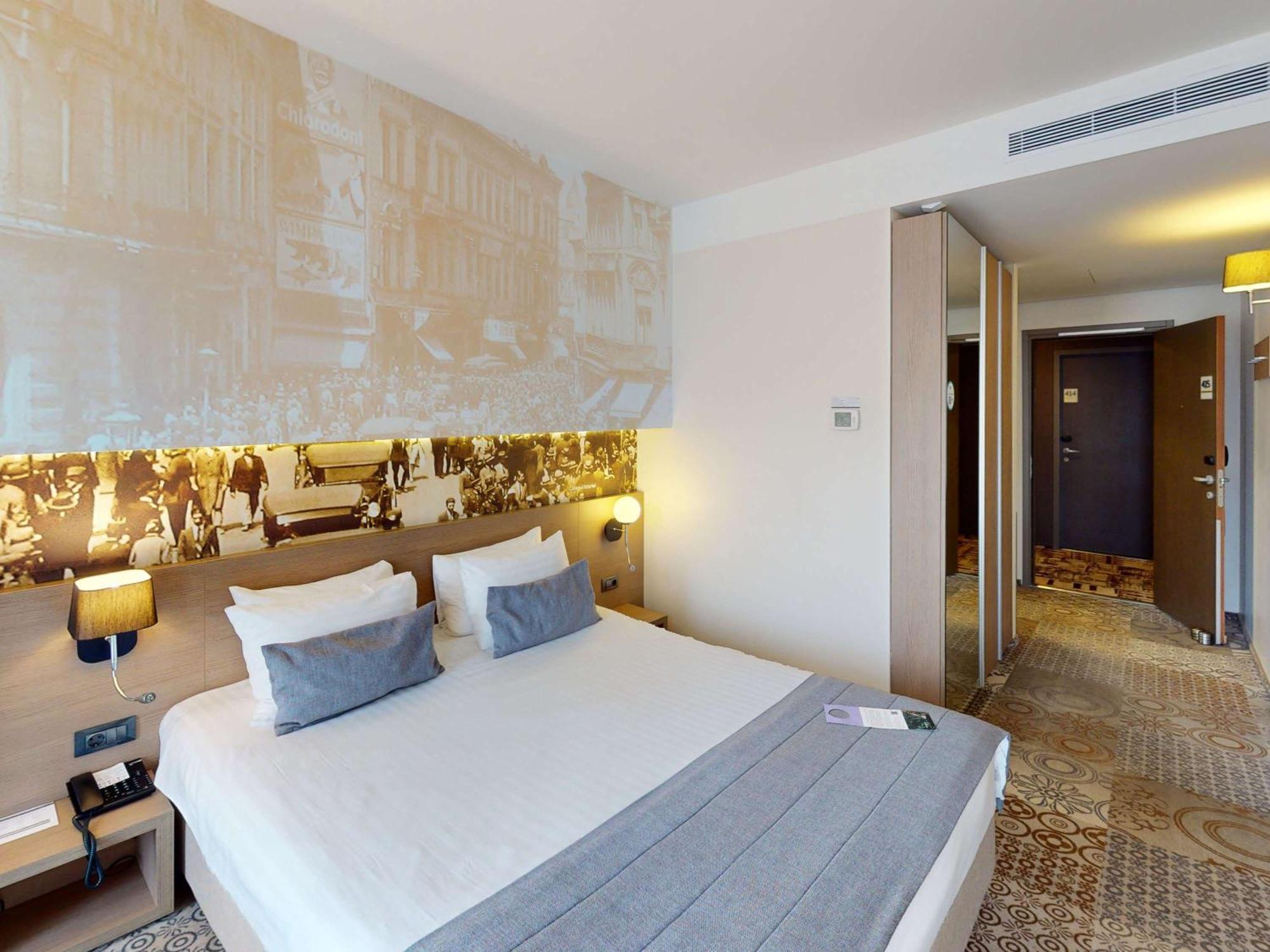 Mercure Center