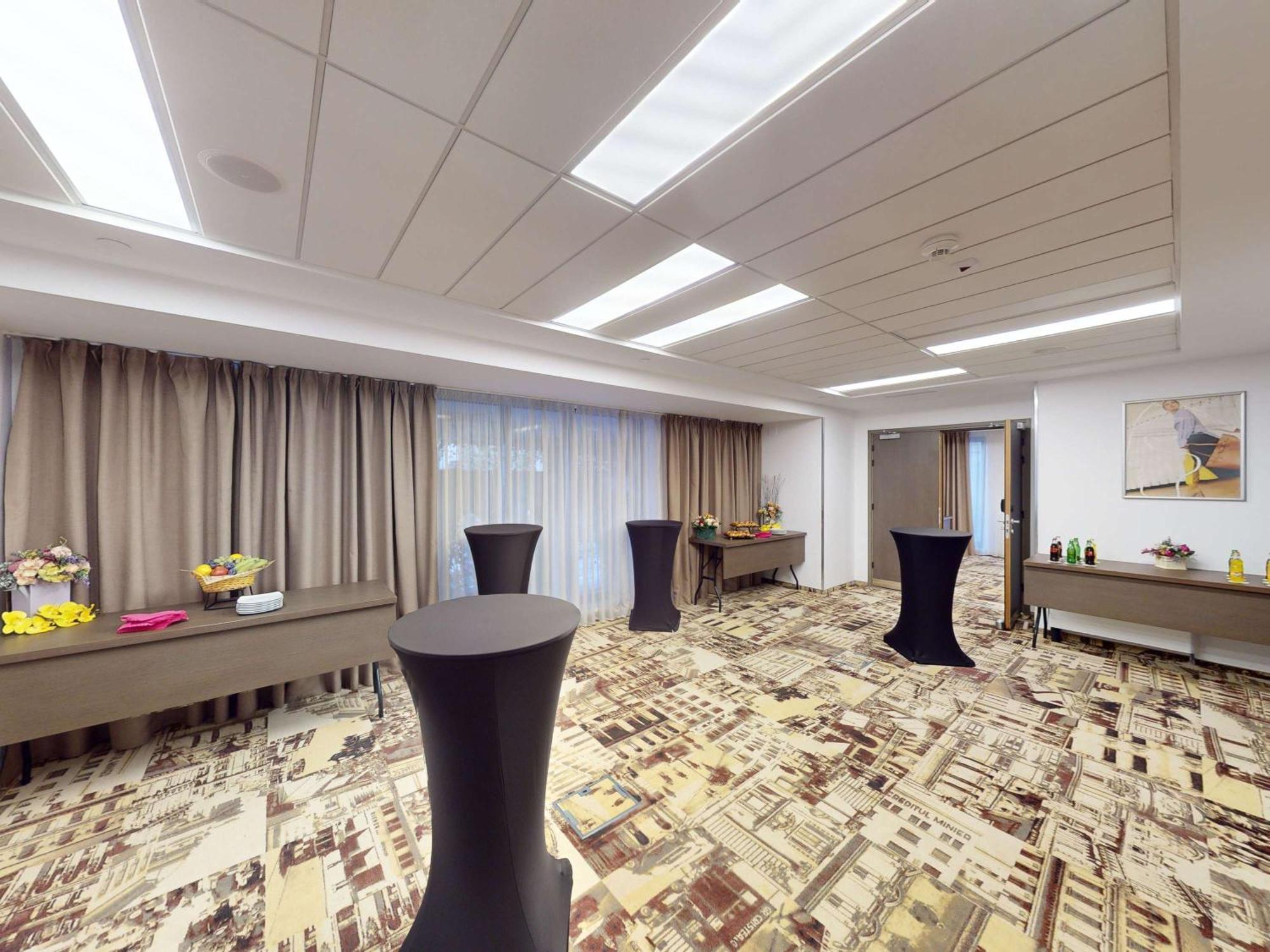 Hotel Mercure Center 4*